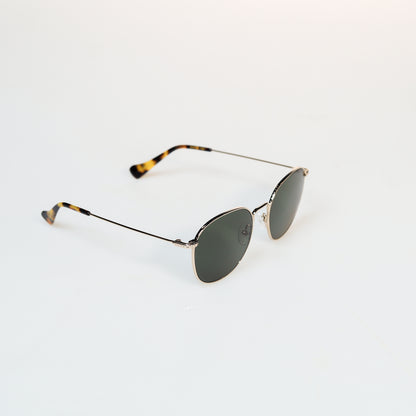 Airy luxury Metal Sunglasses | GMGeyewear GS83M1025