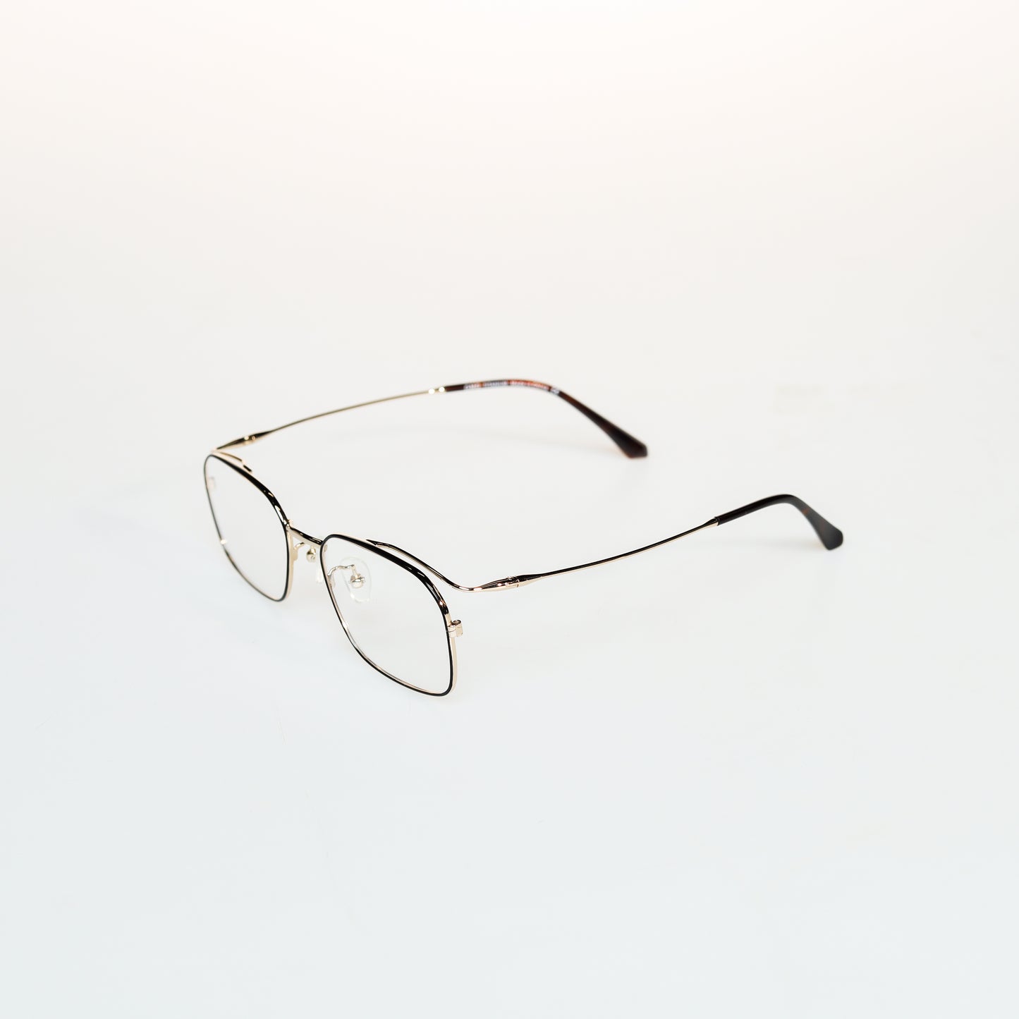 Luxury Full Frame Square Titanium Optical Frame | GMGeyewear tulipe 1 GO83T6013