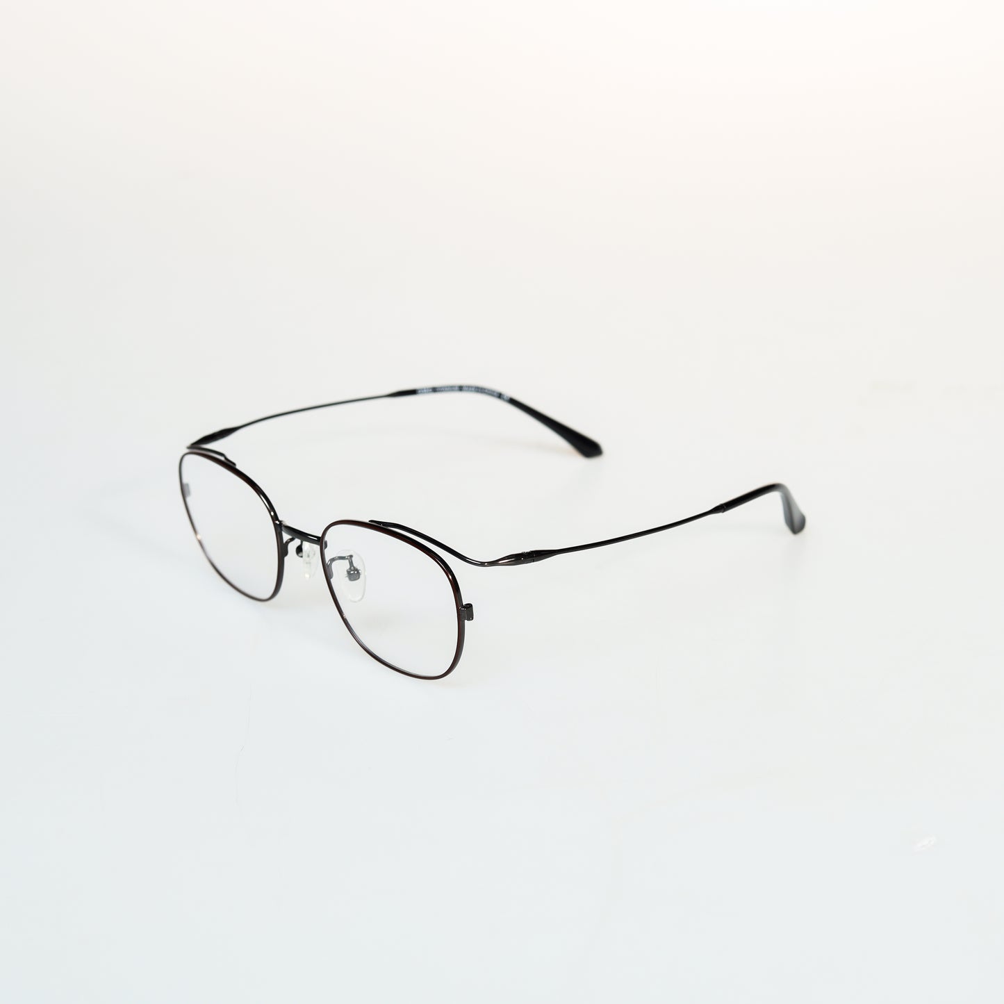 Luxury Full Frame Square Titanium Optical Frame | GMGeyewear Iris 1 GO83T6009