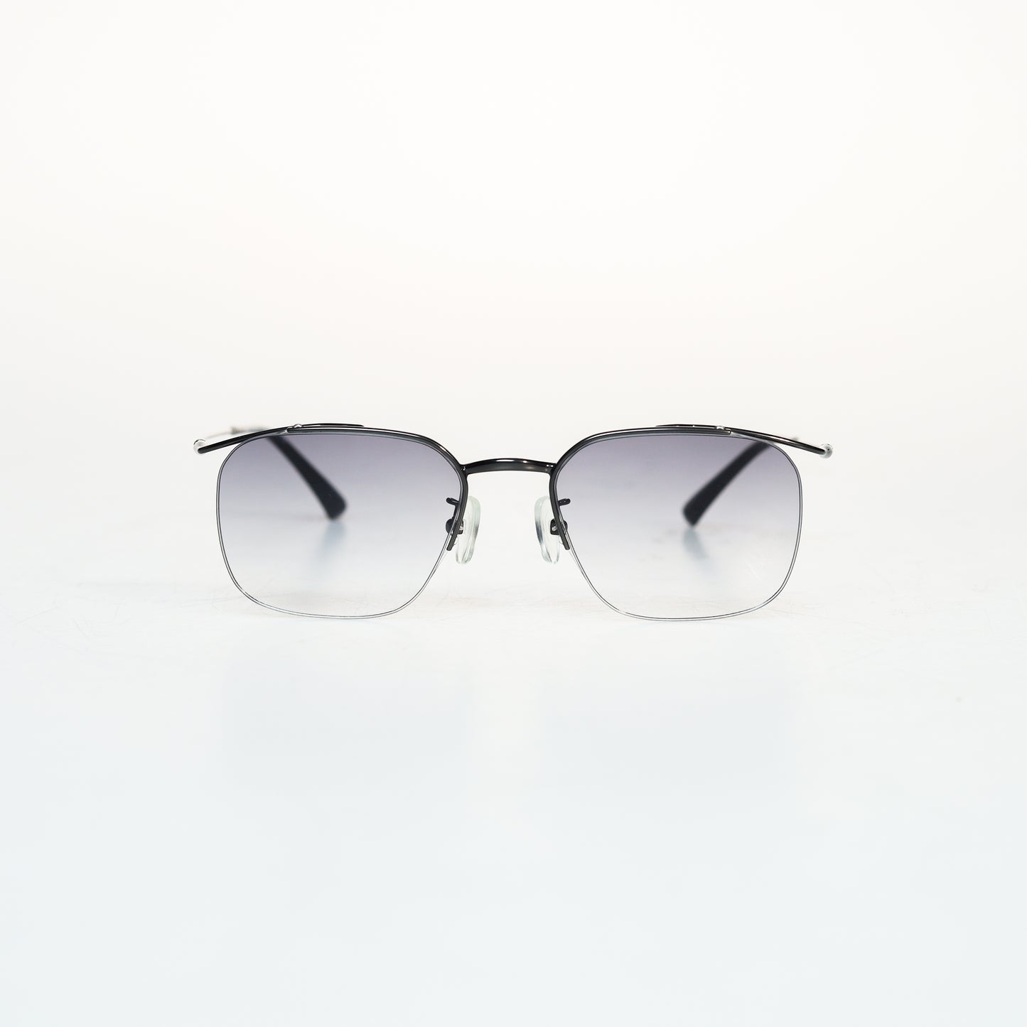 Simple Half Frame Square Titanium Sunglasses | GMGeyewear tulipe2 GS83T1039